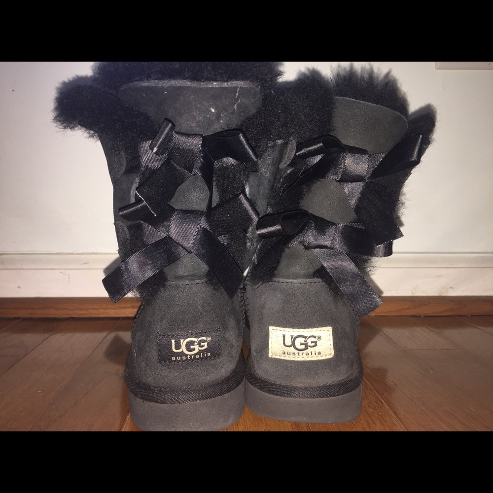 Baliey bow Uggs